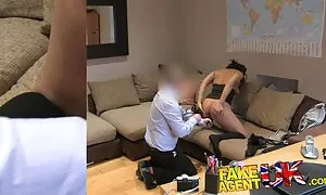 agent yi olovisa xir ...